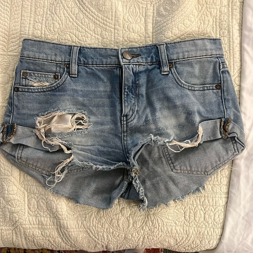 BDG Urban Outfitters Denim low rise boyfriend short